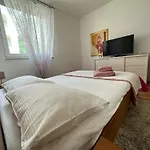 Apartment Happy Home