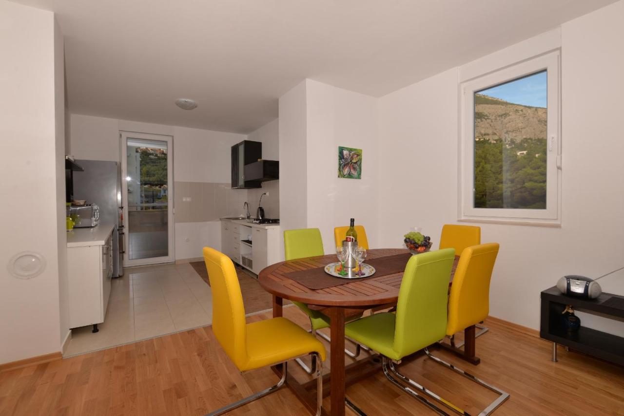 Happy Apartment *